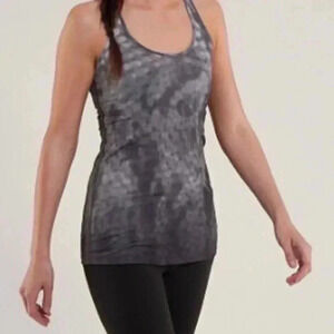 Lululemon cool racer back snowy owl  6 NULU